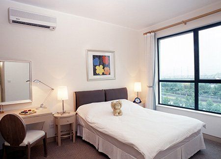 Cligasa dormitorio con aire acondicionado